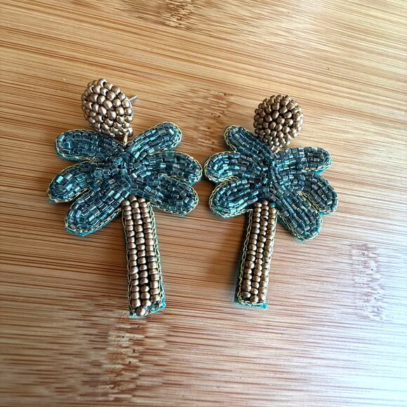 belk Jewelry - Belk Palm Tree Tropical Beach Earrings Green Gold Beads
